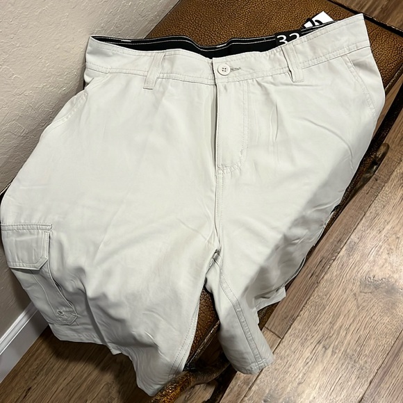 burnside Other - Brand New Burnside Classic Black Luxurious Cargo Shorts with nice zipper pocket!